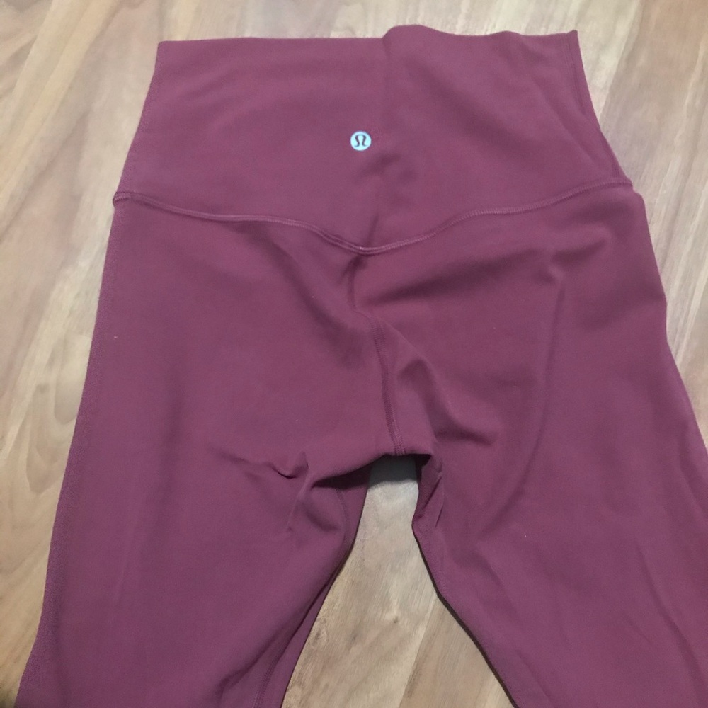 Lululemon yoga pants